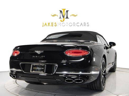 Used 2020 Bentley Continental GT V8 image 13