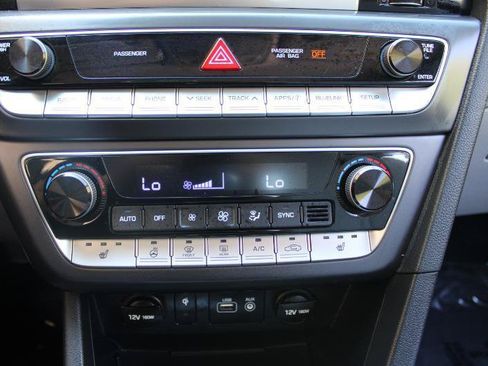 Used 2019 Hyundai Sonata SEL FWD image 16