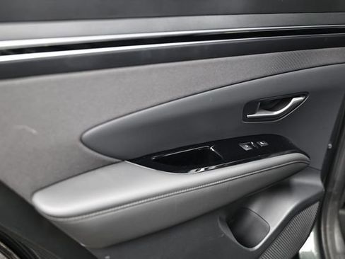 Certified 2024 Hyundai Tucson Limited image 26