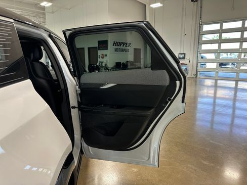 Used 2025 Cadillac Optiq Luxury 2 w/ LPO, Floor Liner Package AWD/4WD image 37