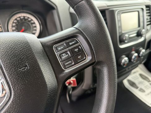 Used 2017 RAM 1500 Express w/ Express Value Package AWD/4WD image 20