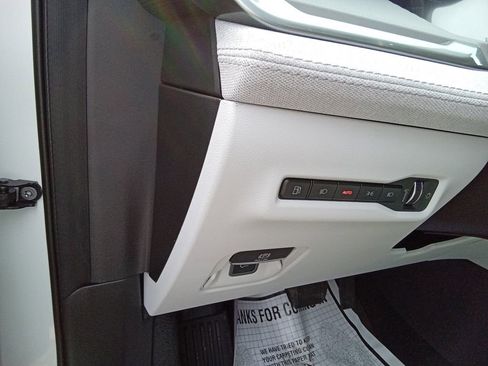 New 2026 Jeep Cherokee Laredo image 14