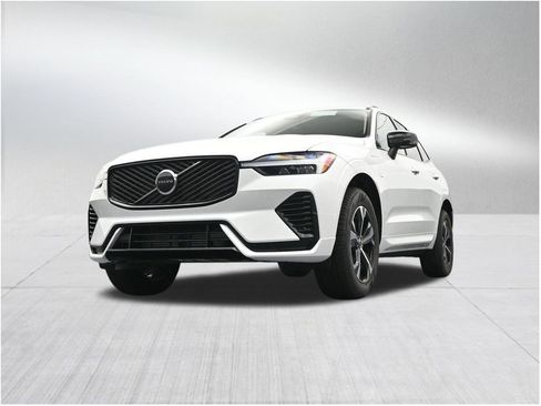 New 2026 Volvo XC60 T8 Core AWD/4WD image 28