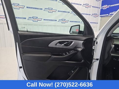 Used 2020 Chevrolet Traverse LT FWD image 12