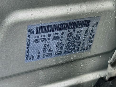 Used 2025 Nissan Rogue SV FWD image 33