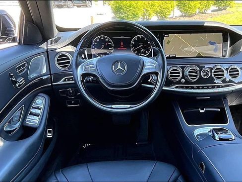Used 2016 Mercedes-Benz S 550 4MATIC Sedan image 17