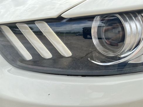 Used 2020 Ford Mustang Shelby GT350 w/ Technology Package image 10