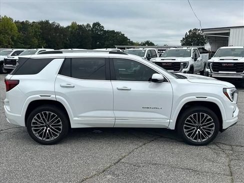 New 2026 GMC Terrain Denali AWD/4WD image 14