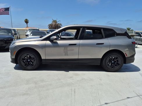 Used 2024 BMW iX xDrive50 w/ Convenience Package AWD/4WD image 8