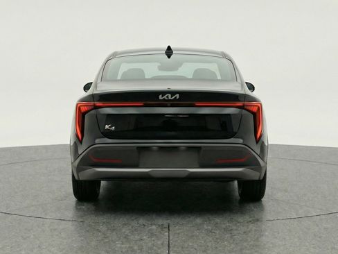Used 2025 Kia K4 FWD image 7