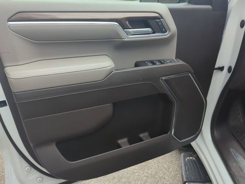 Used 2023 Chevrolet Silverado 1500 LT image 20