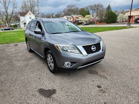 Used 2015 Nissan Pathfinder SV AWD/4WD image 15