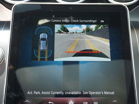 Certified 2025 Mercedes-Benz GLC 300 4MATIC image 37