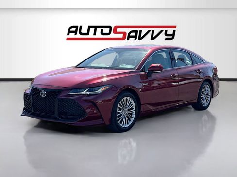 Used 2020 Toyota Avalon Limited w/ Advanced Safety Package FWD image 3