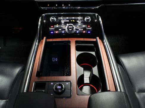 Used 2023 Lincoln Navigator L Reserve image 26