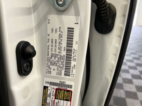 Used 2024 Toyota Tundra Limited image 18