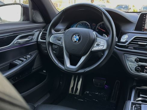 Used 2019 BMW 740i w/ Executive Package image 15