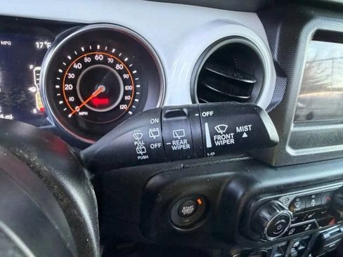 Used 2021 Jeep Wrangler Unlimited Sport AWD/4WD image 22