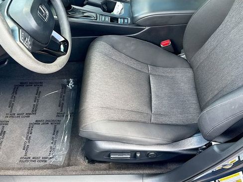 Used 2024 Honda Accord EX image 18