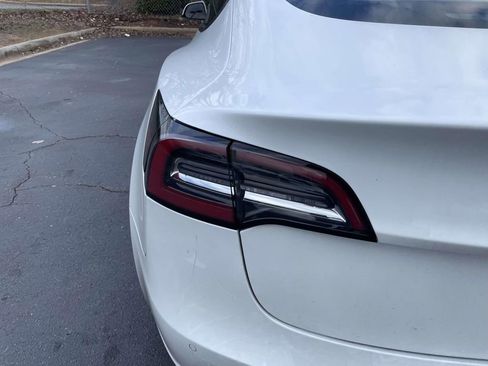 Used 2021 Tesla Model 3 Long Range image 18