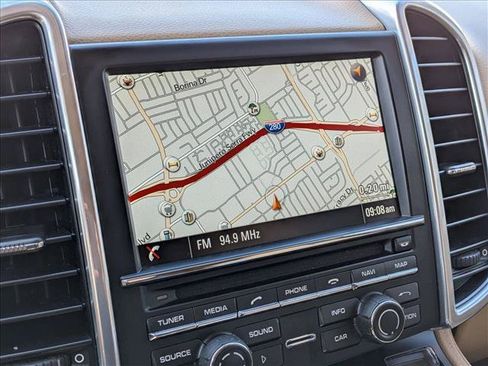 Used 2013 Porsche Cayenne AWD/4WD image 14