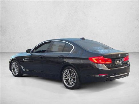 Used 2017 BMW 530i RWD image 8