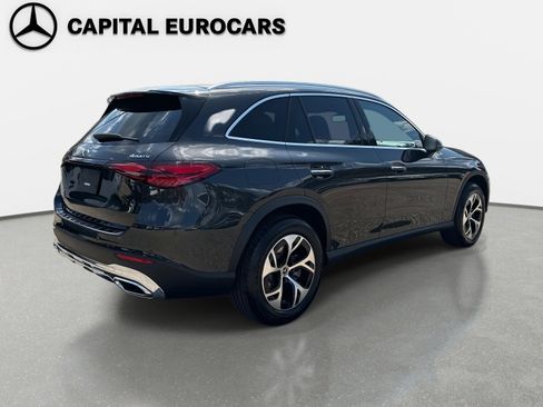 Used 2026 Mercedes-Benz GLC 350e 4MATIC image 5