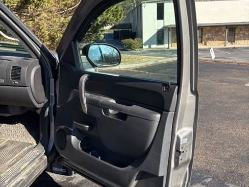 Used 2013 GMC Sierra 1500 SLE w/ Power Tech Package image 43