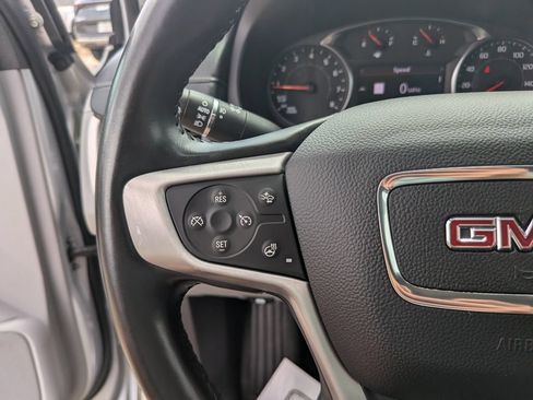 Used 2022 GMC Terrain SLT w/ Infotainment Package II FWD image 32