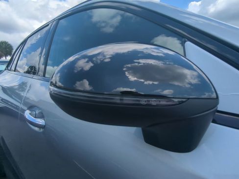 New 2025 Mercedes-Benz GLC 350e 4MATIC image 24