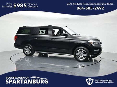 Used 2023 Ford Expedition Max Limited image 3