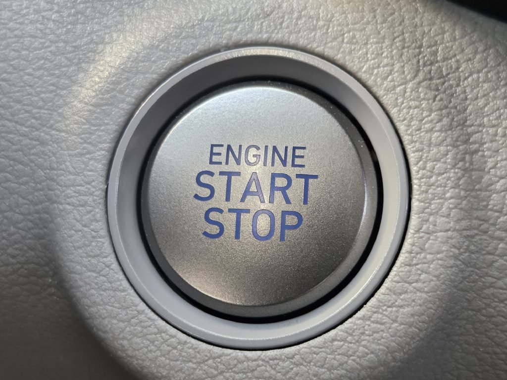 Used 2026 Hyundai Venue SEL FWD image 21