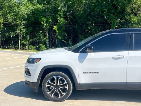 Used 2022 Jeep Compass Limited AWD/4WD image 6