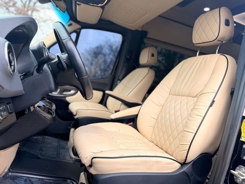 Used 2020 Mercedes-Benz Sprinter 3500 image 12