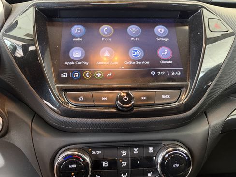 Used 2023 Chevrolet TrailBlazer LT w/ Convenience Package FWD image 14