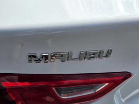 Used 2024 Chevrolet Malibu LT FWD image 11