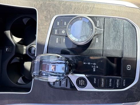 Used 2022 BMW X5 sDrive40i w/ Executive Package image 48