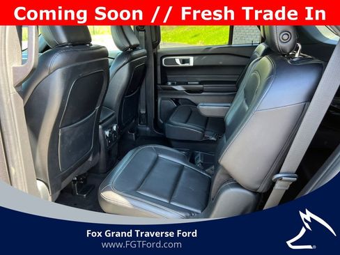 Certified 2020 Ford Explorer XLT w/ Equipment Group 202A AWD/4WD image 4