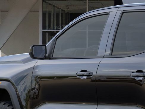 New 2026 GMC Canyon Elevation w/ Convenience Package RWD image 12