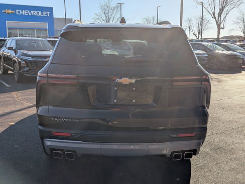 New 2026 Chevrolet Traverse LT w/ Driver Confidence Package image 7