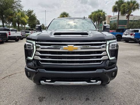 Used 2025 Chevrolet Silverado 2500 High Country w/ Technology Package AWD/4WD image 19