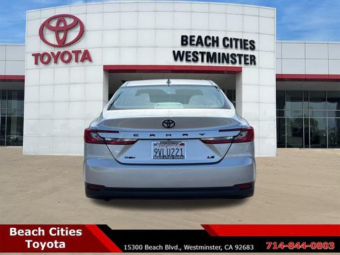 Used 2025 Toyota Camry LE w/ Convenience Package FWD image 10