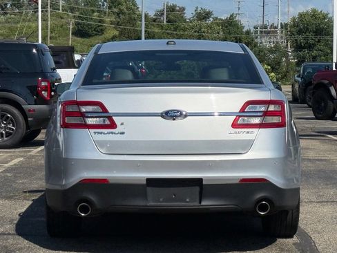 Used 2018 Ford Taurus Limited FWD image 5