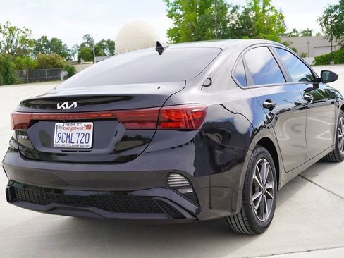 Used 2023 Kia Forte LXS image 9