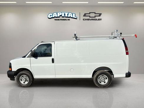 New 2025 Chevrolet Express 2500 w/ Driver Convenience Package RWD image 10