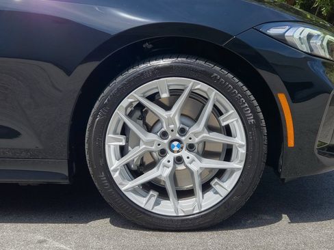 Used 2025 BMW 330i Sedan w/ Convenience Package image 9