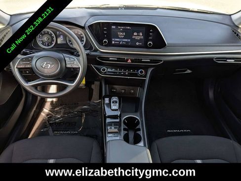 Used 2023 Hyundai Sonata SE w/ Cargo Package image 15