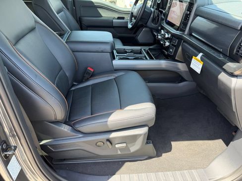 New 2026 Ford F250 Lariat w/ FX4 Off-Road Package AWD/4WD image 10