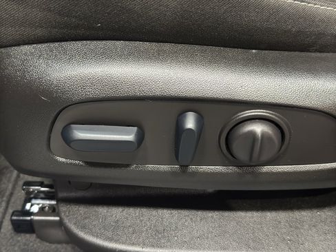 Used 2025 Chevrolet Blazer LT w/ Redline Edition image 15