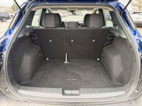 Used 2025 Nissan Kicks S image 28